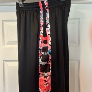 RARE, BLK/PINK Nike Elite 🏀 Shorts